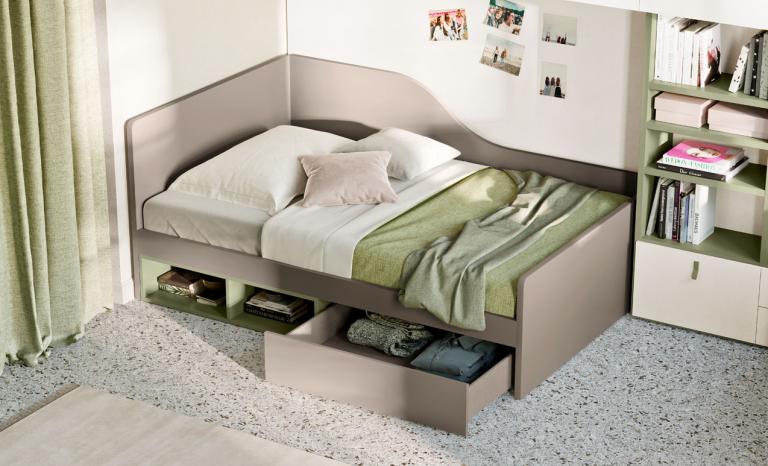 Free-standing beds